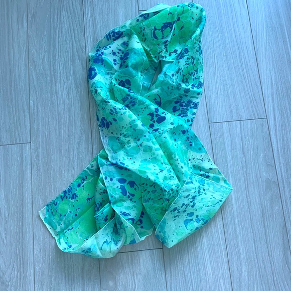 100% Silk Scarf - Picture 2 of 4